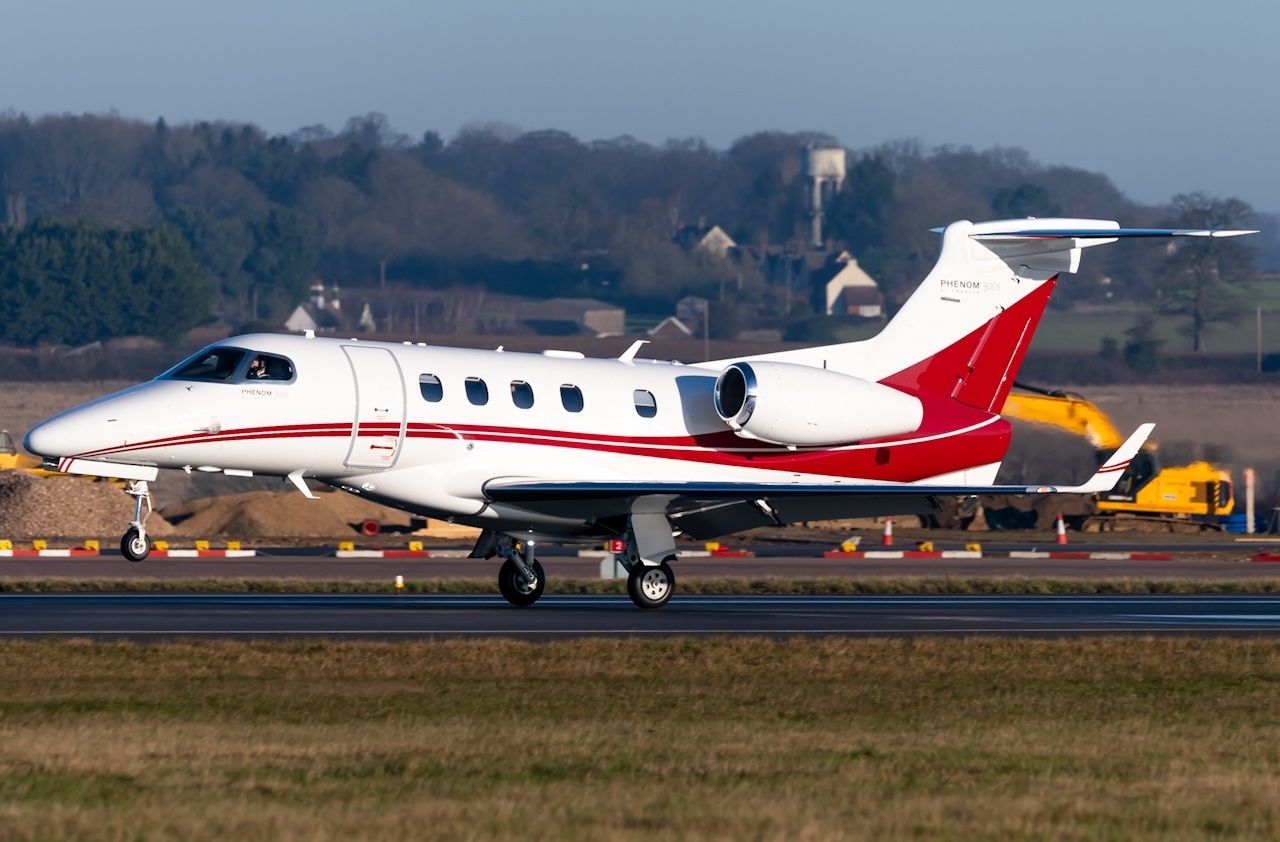 Phenom 300